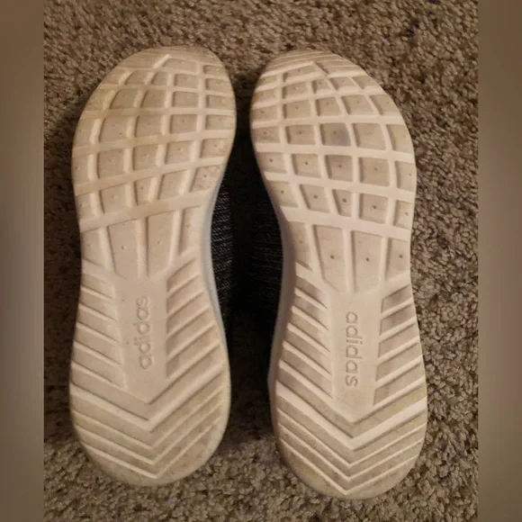 Adidas shoes - Picture 5 of 6